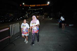 BIB: 10030, 30555
                            <button type="button" onclick="openModal(21794523)" class="btn btn-primary btn-sm float-right btn-popup" data-toggle="modal" data-target=".modal-high-quality">
                        <i class="fas fa-shopping-cart"></i> Add to Cart
                    </button>
                                            <button type="button" onclick="isThisMe(21794523, true)" class="btn btn-success btn-sm float-right btn-popup btn-isme hidden" data-toggle="tooltip" data-placement="bottom" title="นี่คือรูปของคุณใช่ไหม คลิกที่นี่เพื่อเอาเข้าอัลบั้ม">
                        <i class="fas fa-plus"></i> Add to album
                    </button>
                    <button type="button" onclick="isThisMe(21794523, false)" class="btn btn-warning btn-sm float-right btn-popup btn-isnotme hidden">
                        <i class="fas fa-ban"></i> Remove from album
                    </button>